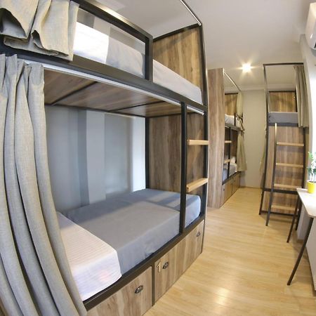 Hostel Nomad Tbilisi Zewnętrze zdjęcie