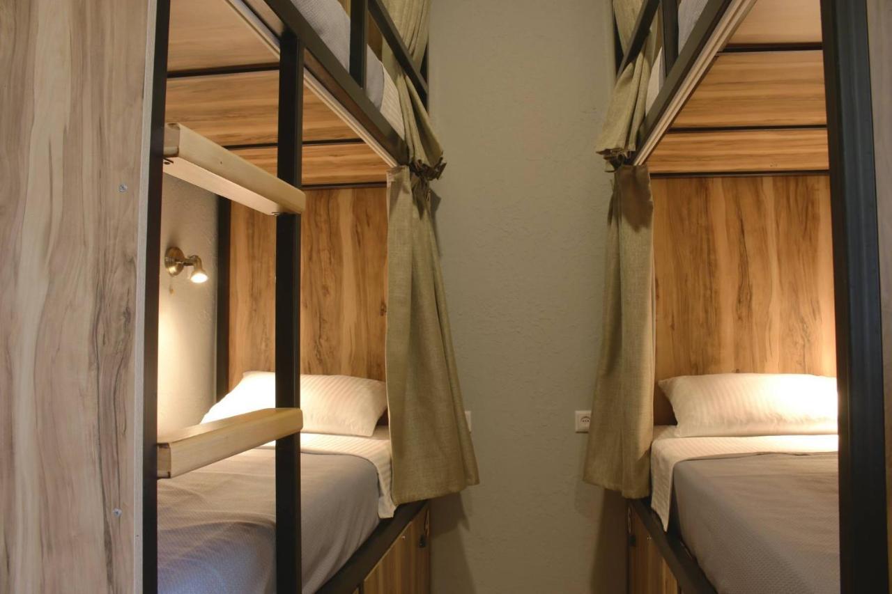 Hostel Nomad Tbilisi Zewnętrze zdjęcie