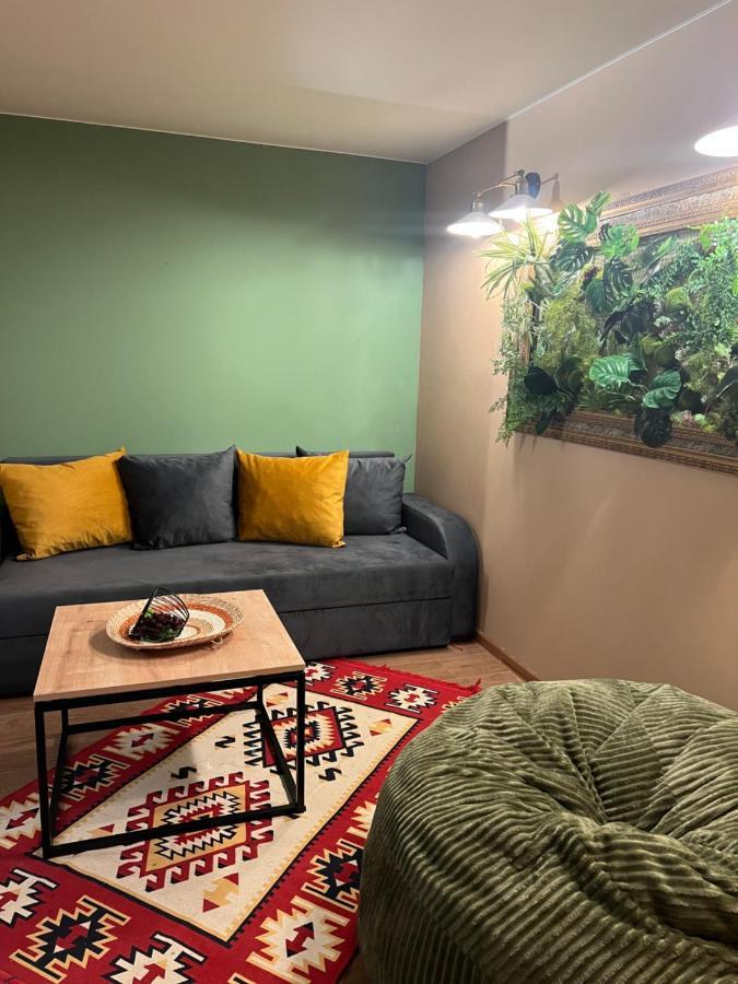 Hostel Nomad Tbilisi Zewnętrze zdjęcie