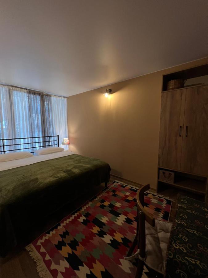 Hostel Nomad Tbilisi Zewnętrze zdjęcie